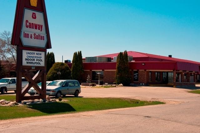 Canway Inn & Suites Dauphin Exteriör bild